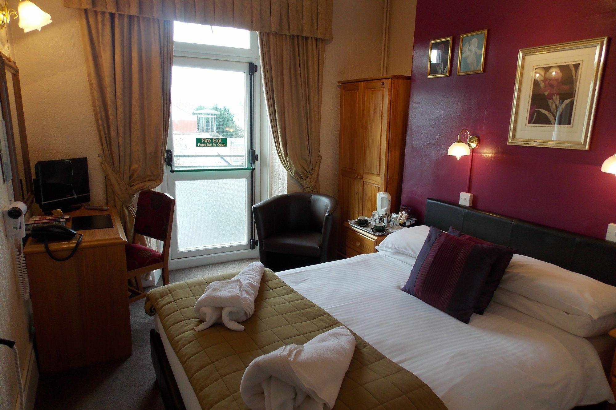 Can-Y-Bae Hotel ลันดิดโน ภายนอก รูปภาพ